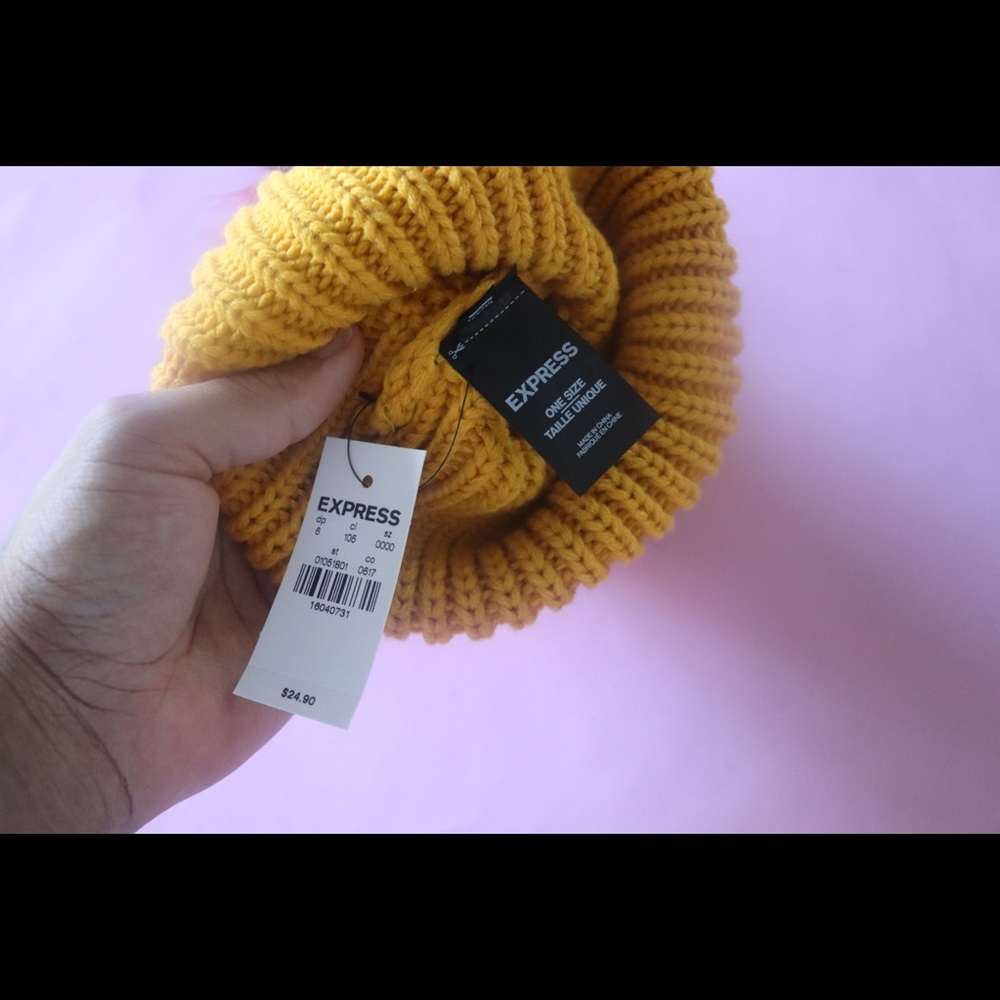 Mustard hat - Picture 2 of 2